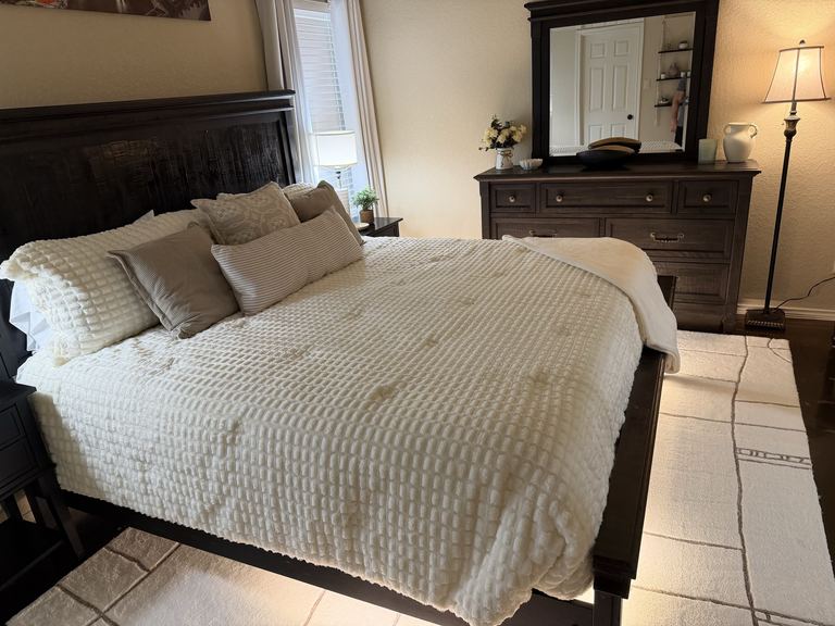 King bedroom